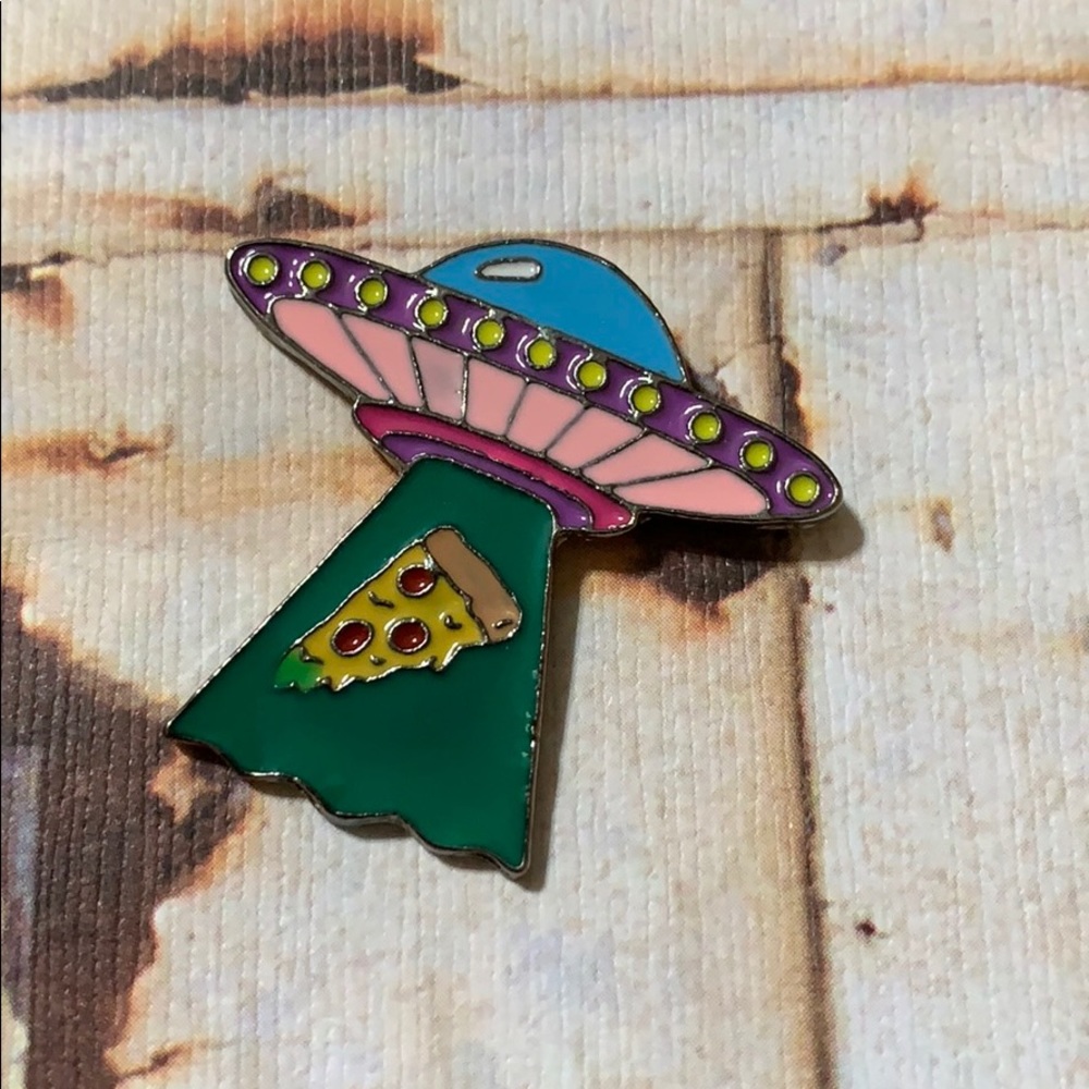 3/$15 Pizza Abduction Pin - Picture 1 of 5